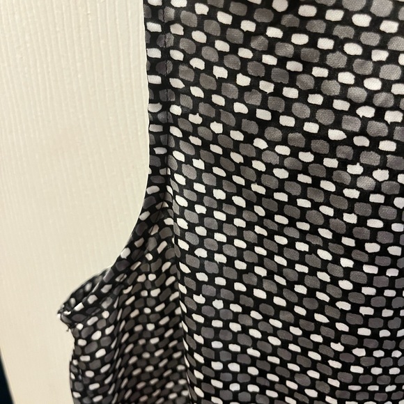 Coldwater Creek sleeveless blouse - Picture 6 of 10